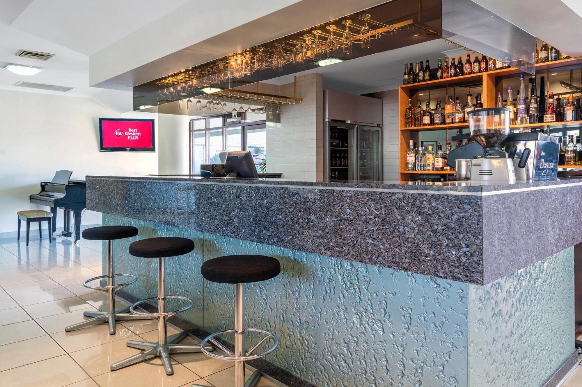 Garden City Hotel, Best Western Signature Collection Canberra Eksteriør bilde