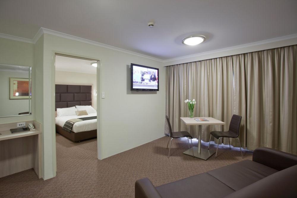 Garden City Hotel, Best Western Signature Collection Canberra Rom bilde