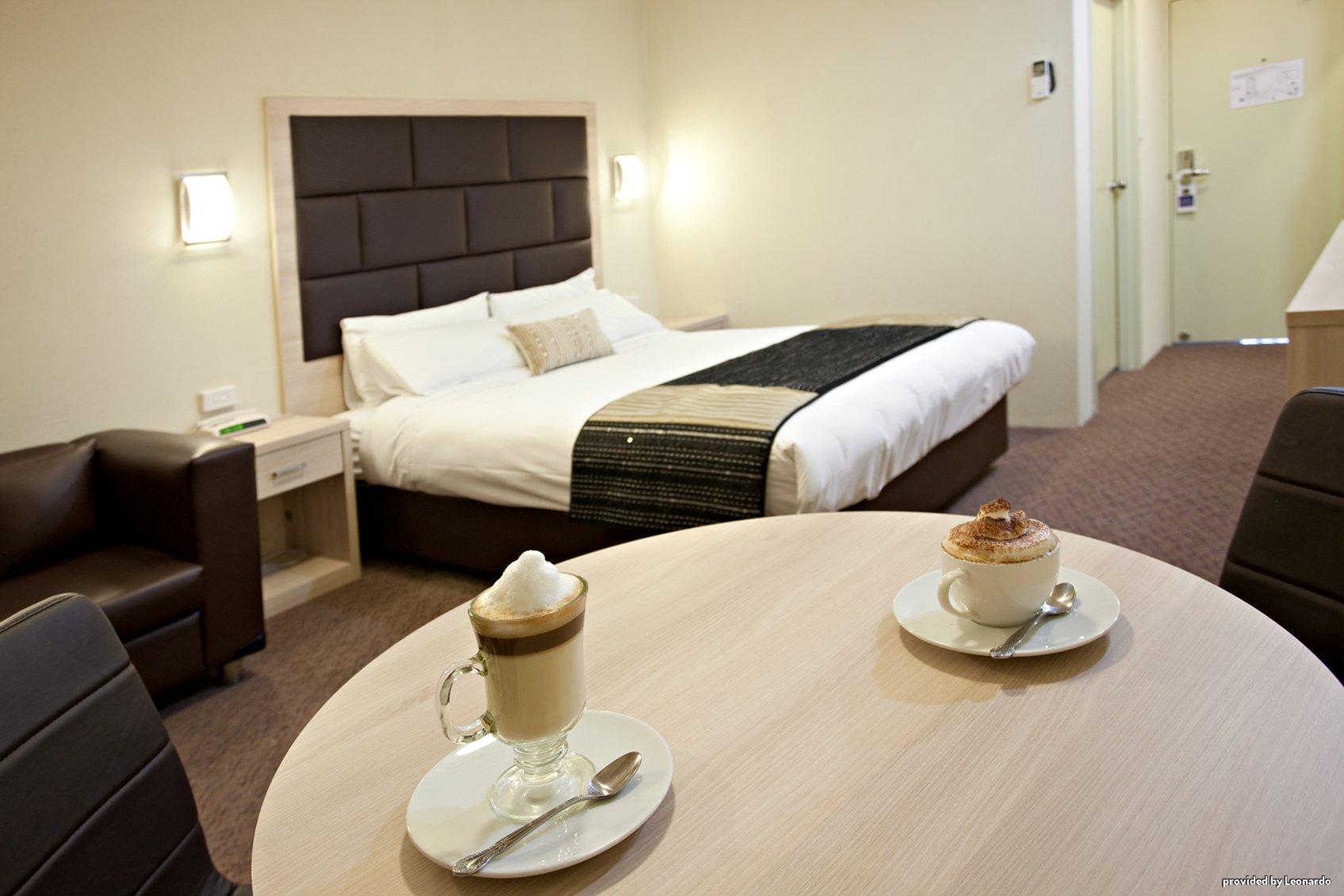 Garden City Hotel, Best Western Signature Collection Canberra Rom bilde
